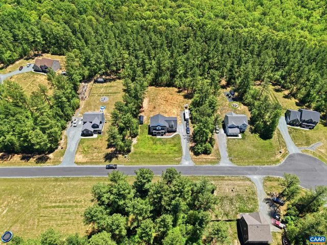 75 KYLE CT, Zion Crossroads, VA 22942