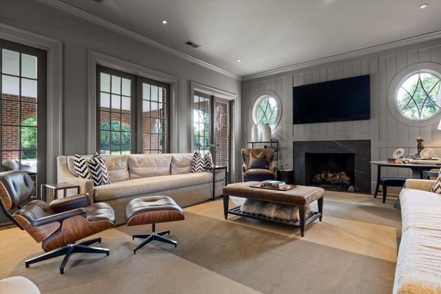 1636 Hillcrest Road, Chattanooga, TN 37405