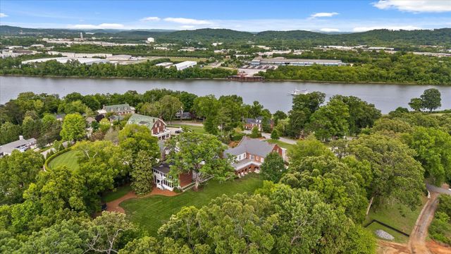 1636 Hillcrest Road, Chattanooga, TN 37405