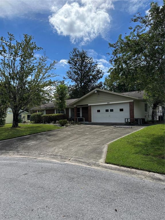 2928 NE 7TH PLACE, Ocala, FL 34470