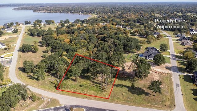 1593 Shoreline Drive, Mabank, TX 75143