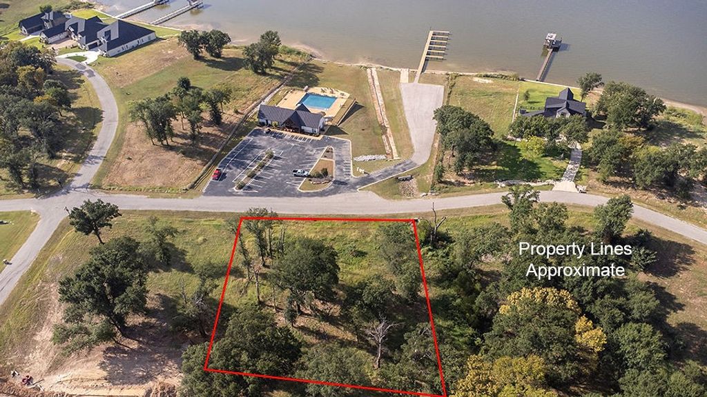 1593 Shoreline Drive, Mabank, TX 75143