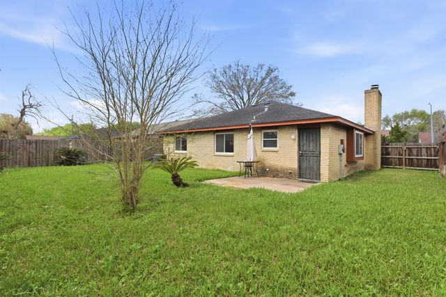 6647 Villarreal Drive, Missouri City, TX 77489