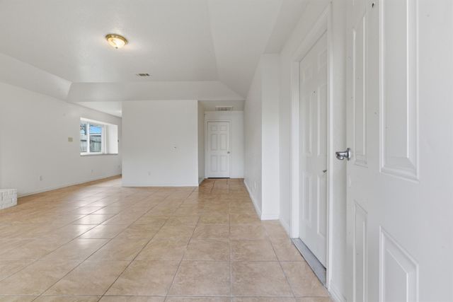 6647 Villarreal Drive, Missouri City, TX 77489