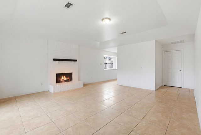 6647 Villarreal Drive, Missouri City, TX 77489