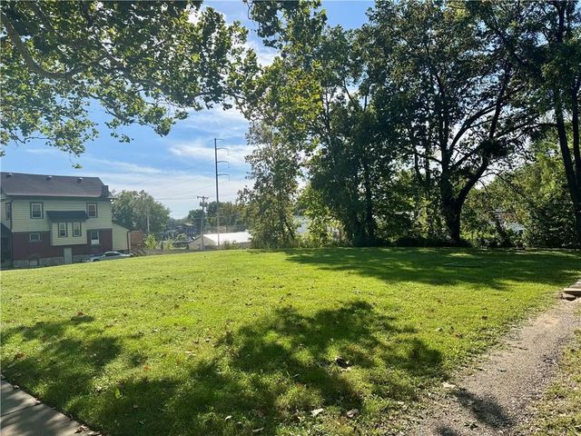 4316 Forest Avenue, Kansas City, MO 64110