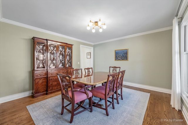 315 Minear Drive, Libertyville, IL 60048