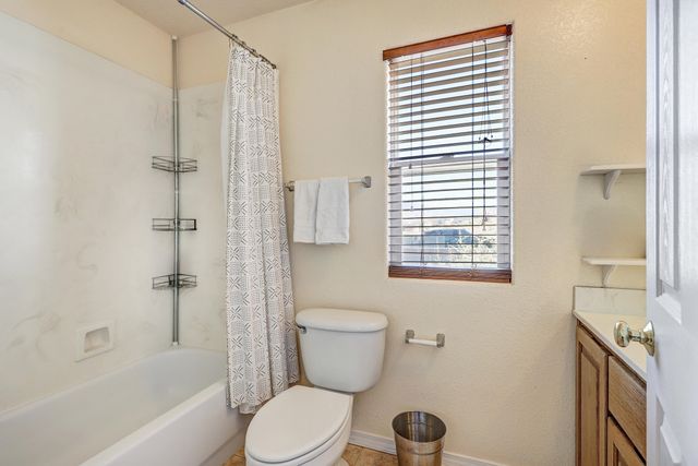 5751 Cody Road NE, Rio Rancho, NM 87144