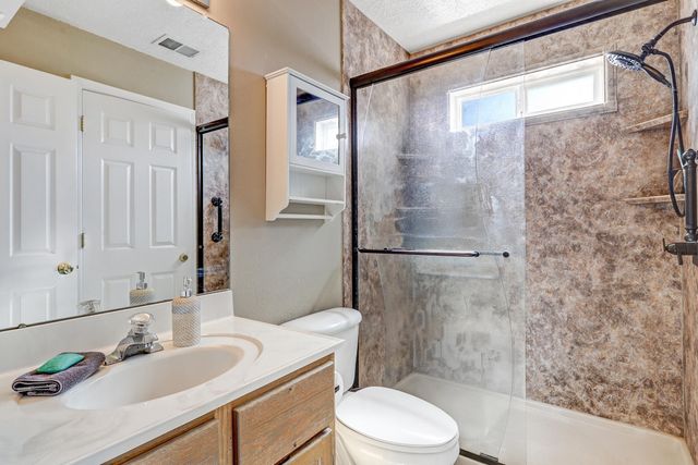 5751 Cody Road NE, Rio Rancho, NM 87144