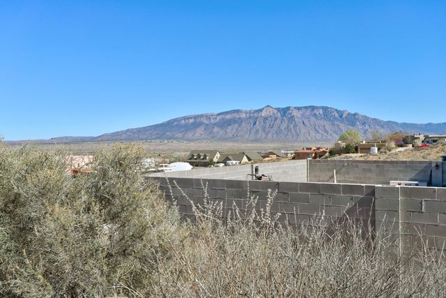 5751 Cody Road NE, Rio Rancho, NM 87144