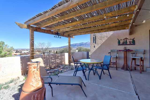 5751 Cody Road NE, Rio Rancho, NM 87144