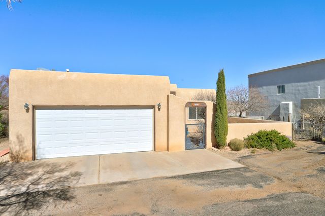 5751 Cody Road NE, Rio Rancho, NM 87144