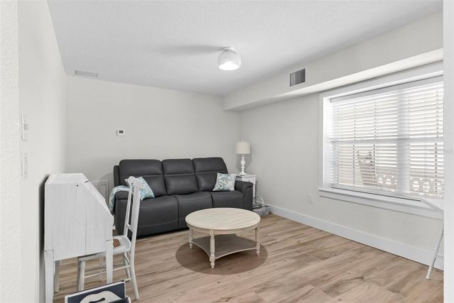 11445 9TH STREET E, Treasure Island, FL 33706