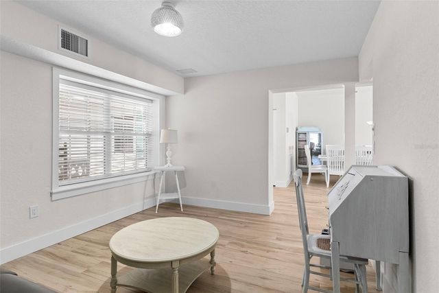 11445 9TH STREET E, Treasure Island, FL 33706