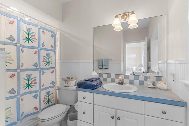 11445 9TH STREET E, Treasure Island, FL 33706