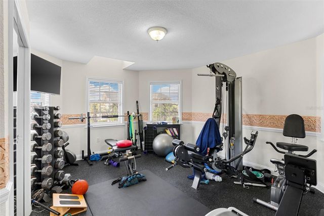 11445 9TH STREET E, Treasure Island, FL 33706