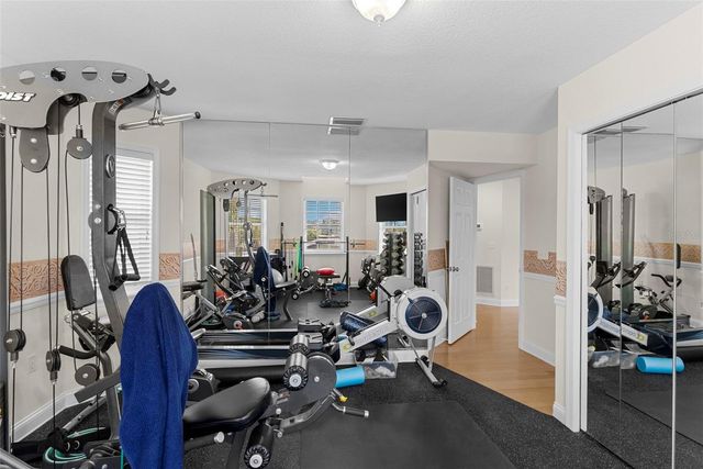 11445 9TH STREET E, Treasure Island, FL 33706