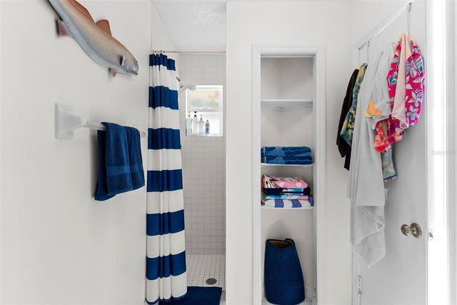 11445 9TH STREET E, Treasure Island, FL 33706