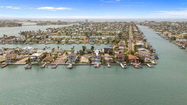 11445 9TH STREET E, Treasure Island, FL 33706