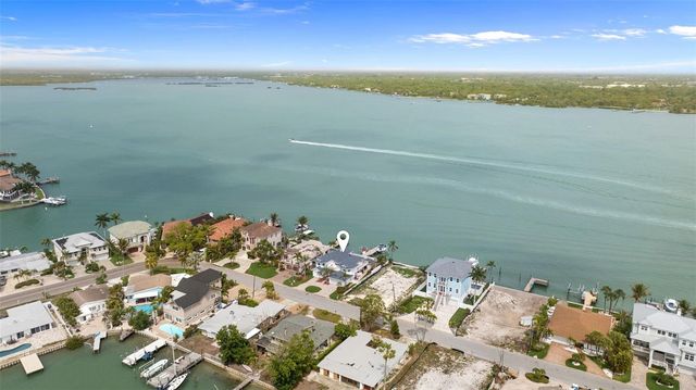 11445 9TH STREET E, Treasure Island, FL 33706