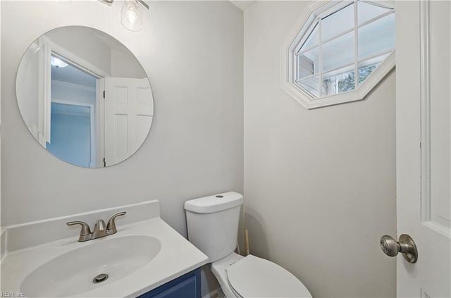 154 Smith ST, Poquoson, VA 23662