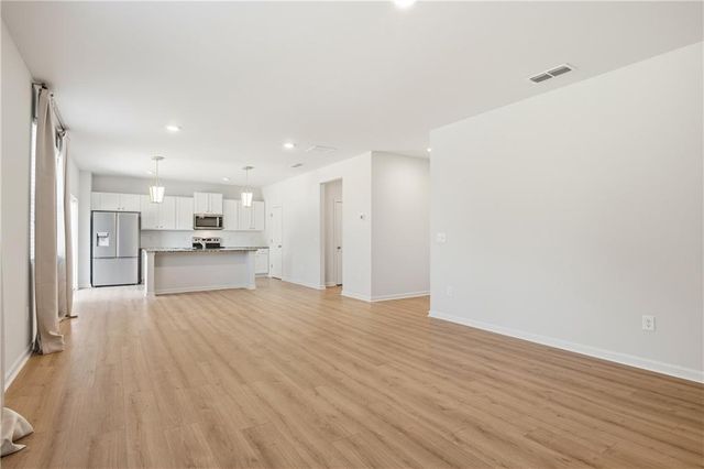 176 Summit Pointe Lane, Dallas, GA 30132