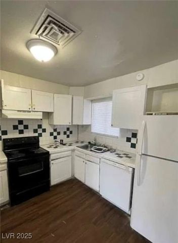 4341 San Mateo Street, North Las Vegas, NV 89032