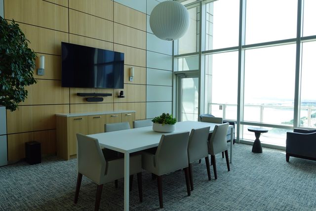 340 E Randolph Street 1106, Chicago, IL 60601