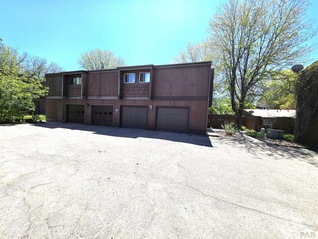172 Bonnymede Rd Apt C, Pueblo, CO 81001