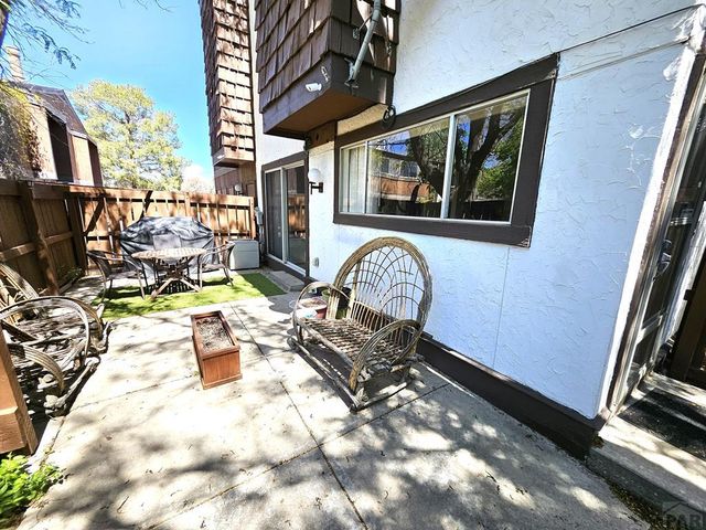172 Bonnymede Rd Apt C, Pueblo, CO 81001