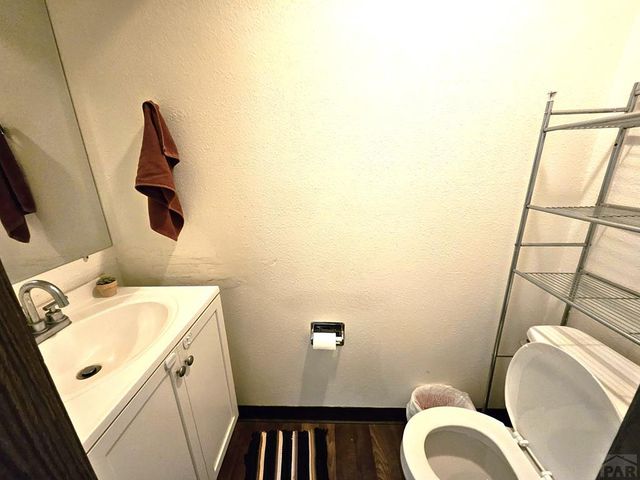 172 Bonnymede Rd Apt C, Pueblo, CO 81001