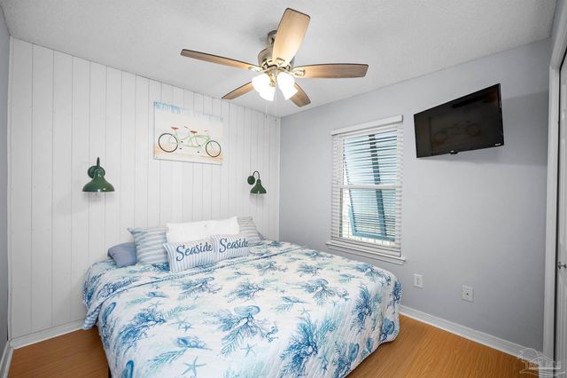 4111 Spinnaker Pl, Pensacola, FL 32507