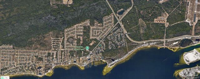 4111 Spinnaker Pl, Pensacola, FL 32507