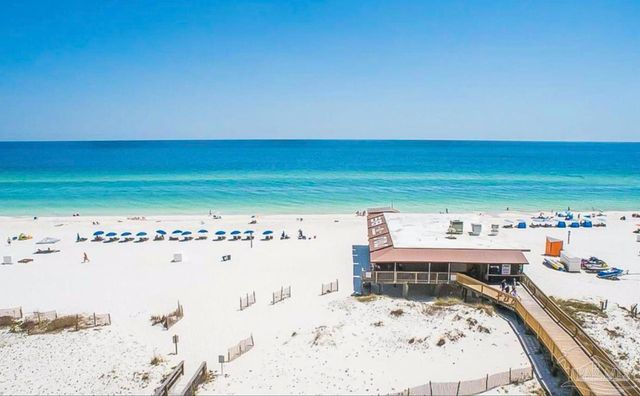 4111 Spinnaker Pl, Pensacola, FL 32507