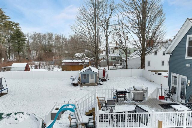 77 Central Street, Farmington, NH 03835