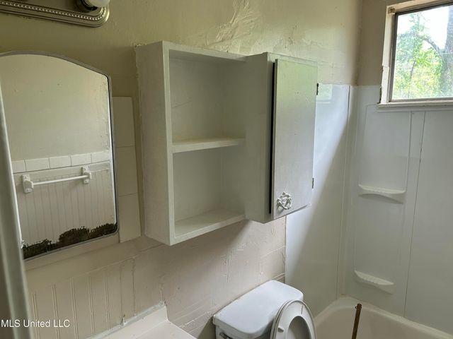 1110 Barbara Ann Drive, Jackson, MS 39204