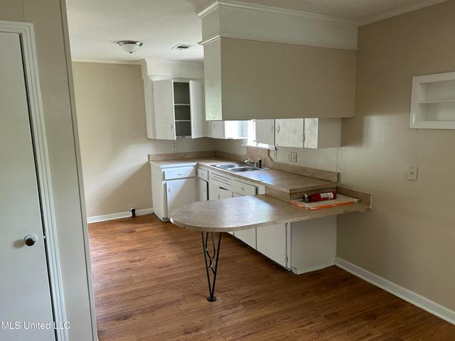 1110 Barbara Ann Drive, Jackson, MS 39204