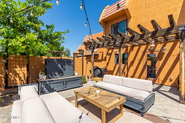 2500 N HAYDEN Road 33, Scottsdale, AZ 85257