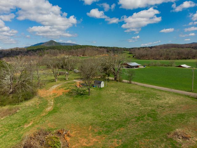 1321 Sand Mountain Road, Ocoee, TN 37361