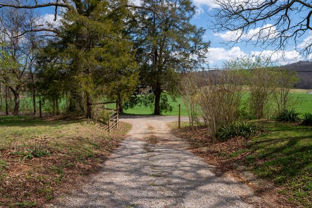 1321 Sand Mountain Road, Ocoee, TN 37361