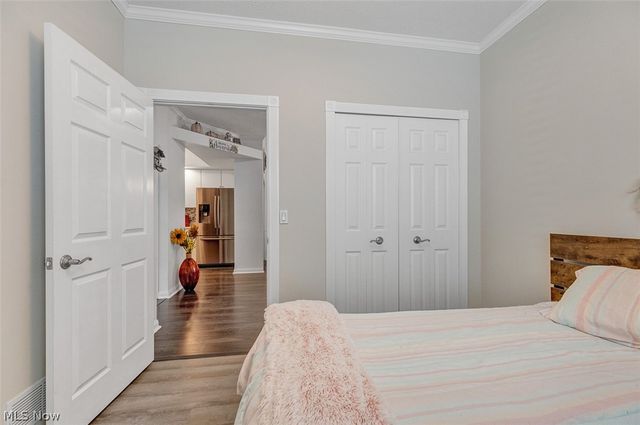 6960 Cottage Circle, North Ridgeville, OH 44039