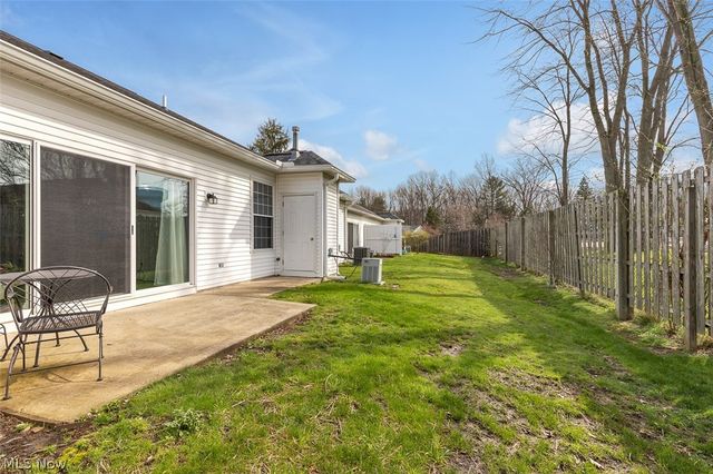 6960 Cottage Circle, North Ridgeville, OH 44039