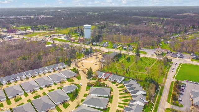 6960 Cottage Circle, North Ridgeville, OH 44039