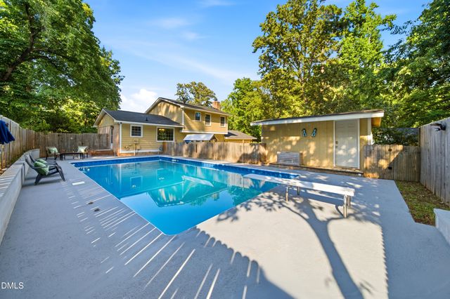 1000 Brookgreen Drive, Cary, NC 27511