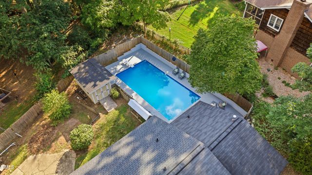 1000 Brookgreen Drive, Cary, NC 27511
