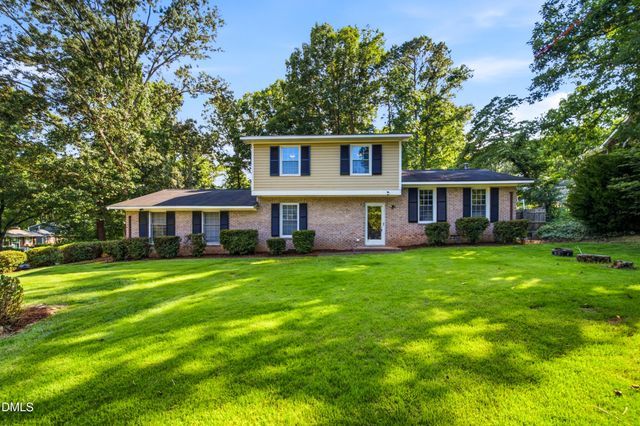 1000 Brookgreen Drive, Cary, NC 27511