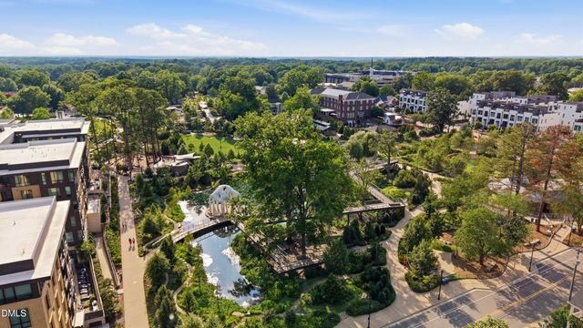 1000 Brookgreen Drive, Cary, NC 27511