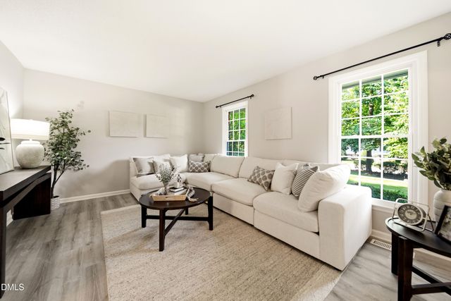 1000 Brookgreen Drive, Cary, NC 27511