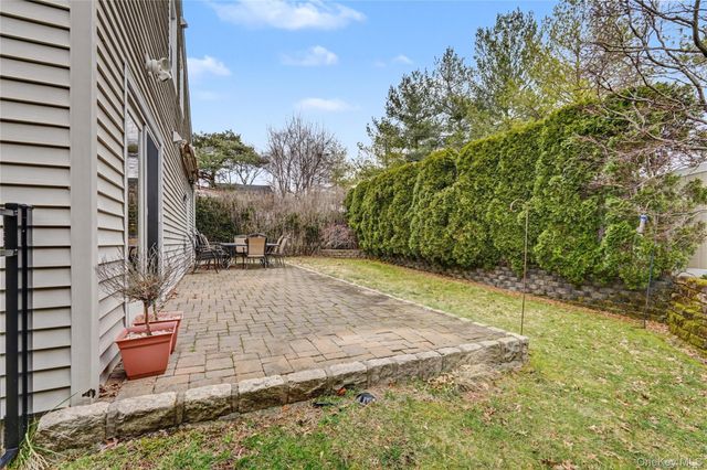 25 Joyce Road, Eastchester, NY 10709