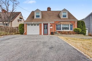 25 Joyce Road, Eastchester, NY 10709